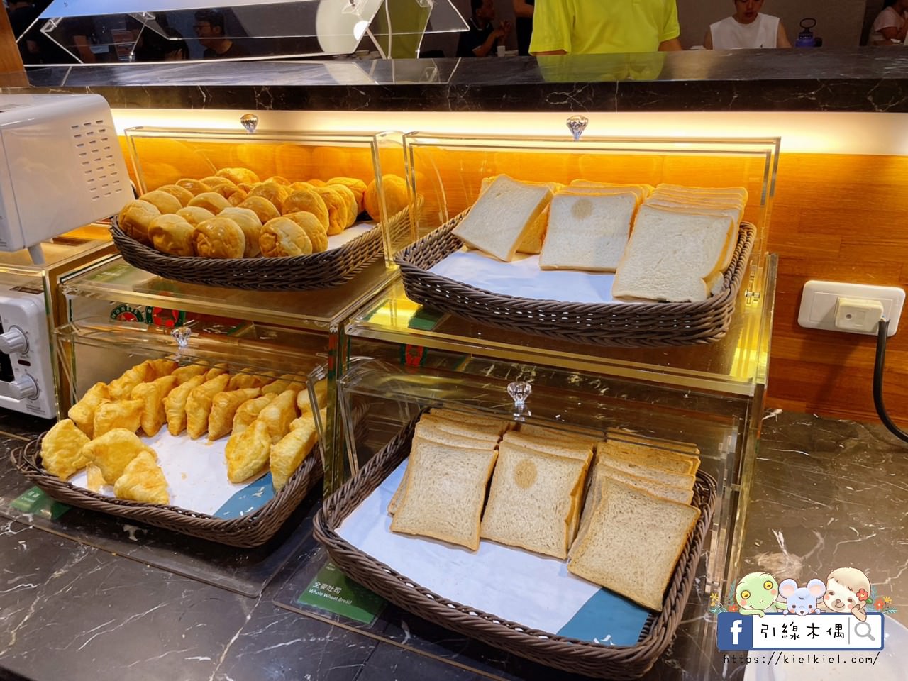 【台南住宿】康橋商旅台南赤崁樓館-住進餐廳裡，24小時吃不停！美食馬拉松，一泊三食下午茶宵夜暢快吃，24小時點心飲料冰淇淋。