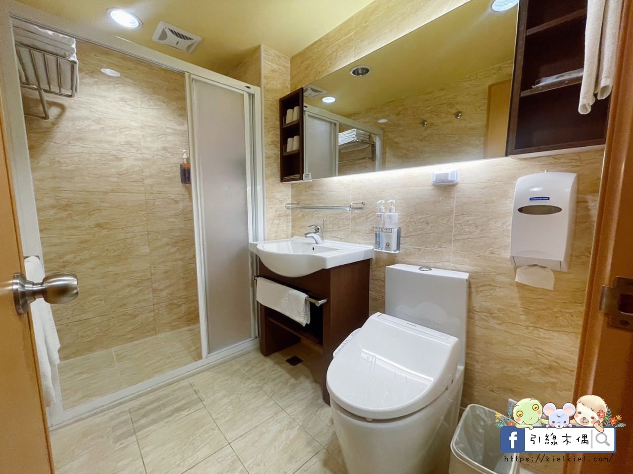 【台南住宿】康橋商旅台南赤崁樓館-住進餐廳裡，24小時吃不停！美食馬拉松，一泊三食下午茶宵夜暢快吃，24小時點心飲料冰淇淋。