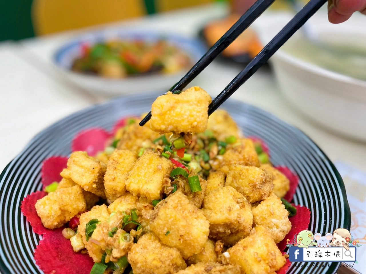 【嘉義美食】樂亞小食光-東石漁人碼頭必吃！爆滿鮮蚵滷肉飯百元吃，免費冰淇淋冰棒，全台首創珍珠鮮蚵，大盤直送極致品質烤蚵，冷氣舒適環境，親子友善寵物友善無障礙。