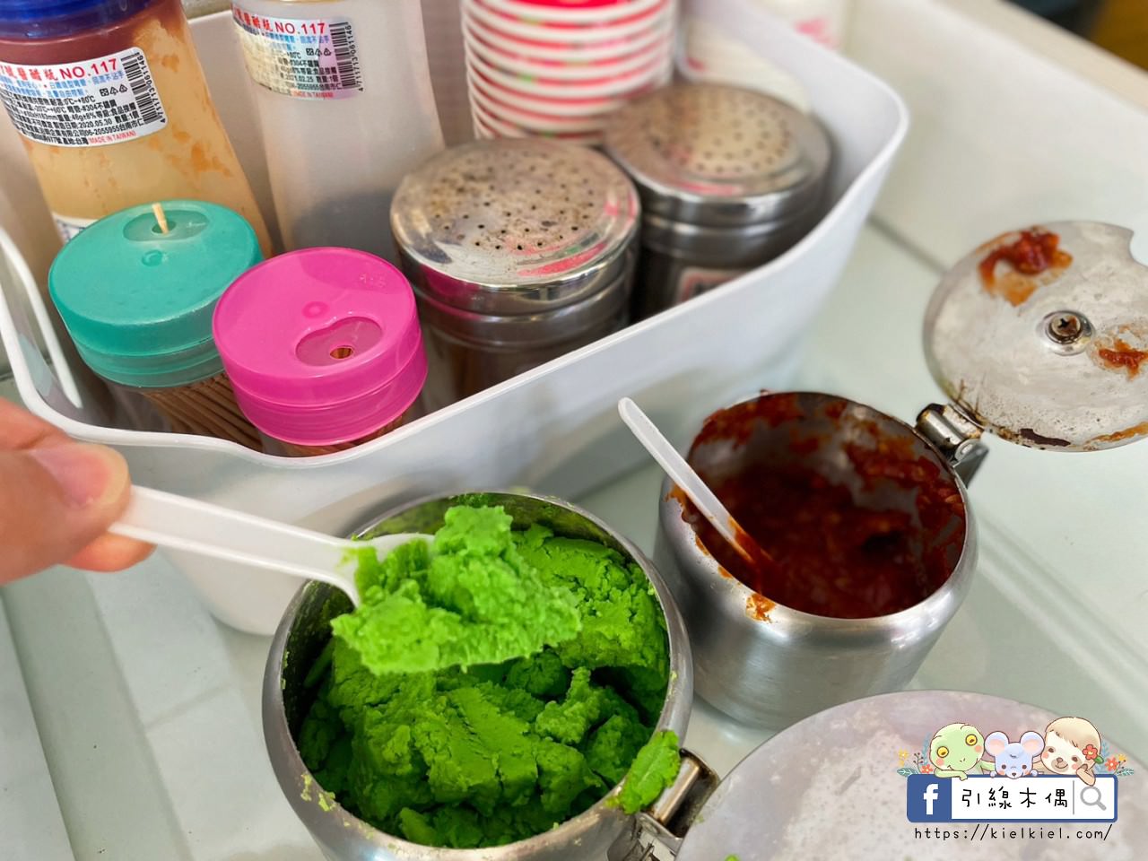 【嘉義美食】樂亞小食光-東石漁人碼頭必吃！爆滿鮮蚵滷肉飯百元吃，免費冰淇淋冰棒，全台首創珍珠鮮蚵，大盤直送極致品質烤蚵，冷氣舒適環境，親子友善寵物友善無障礙。
