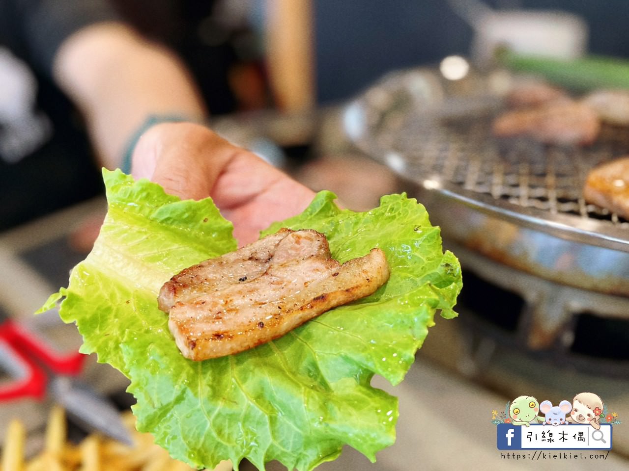 【嘉義美食】野赤燒肉吃到飽-500元起爽吃肉滿酒酣飽時光，炭火原肉現切香，海陸食材豐富全，飲料冰淇淋暢無限，QR點餐機器人科技送。