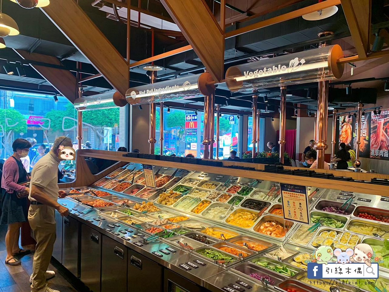 【新北永和美食】打爆豬新北永和店-359元韓食任意吃，13種韓式銅盤烤肉，還有炸雞跟火鍋爽爽吃到爆。