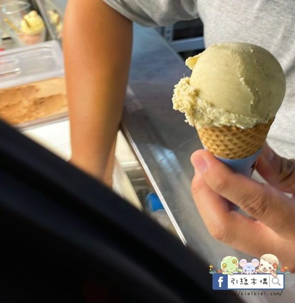 【嘉義美食】抵嘉義式冰店-銅板價每球還附熊熊裝飾,天然水果交疊的甜蜜時光,四季都來嘉吃冰吧!文化路夜市必吃,嘉義甜點義式冰淇淋,雪酪冰淇淋。 - 第18張圖 【嘉義美食】抵嘉義式冰店-銅板價每球還附熊熊裝飾,天然水果交疊的甜蜜時光,四季都來嘉吃冰吧!文化路夜市必吃,嘉義甜點義式冰淇淋,雪酪冰淇淋。