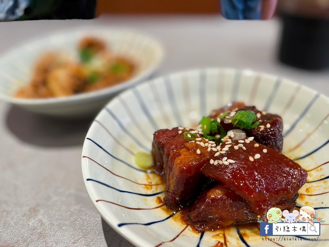 【嘉義美食】小卒砂鍋雞米飯嘉義民生店-白飯殺手，重口味的嗆辣香。