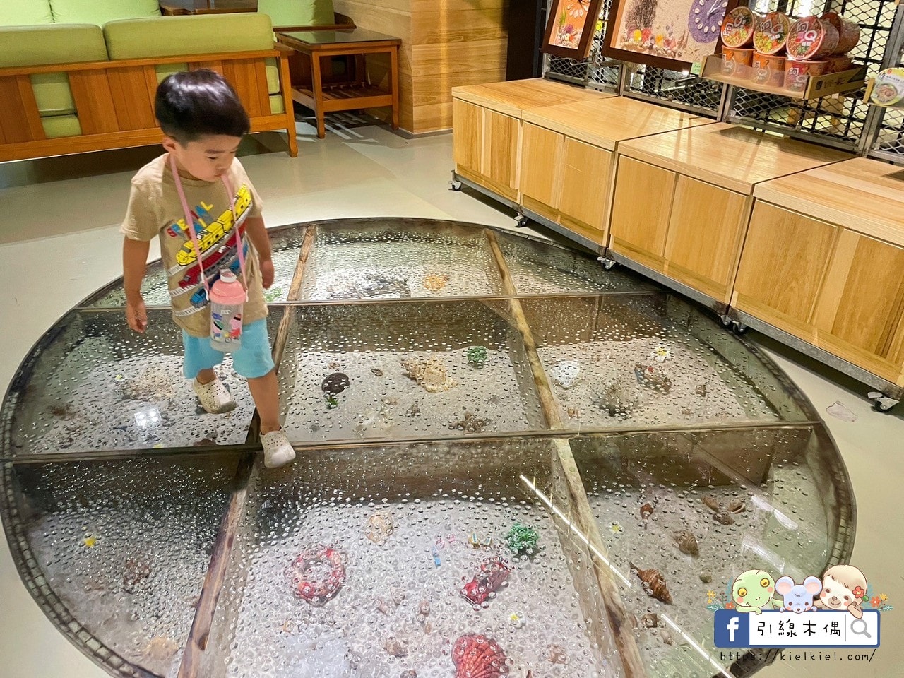 【恆春住宿】墾丁丹麗渡假會館-古城綠州享受陽光藍天的片刻時光，大船兒童遊戲室，沙坑游泳池KTV多種設備大人小孩盡情玩。1
