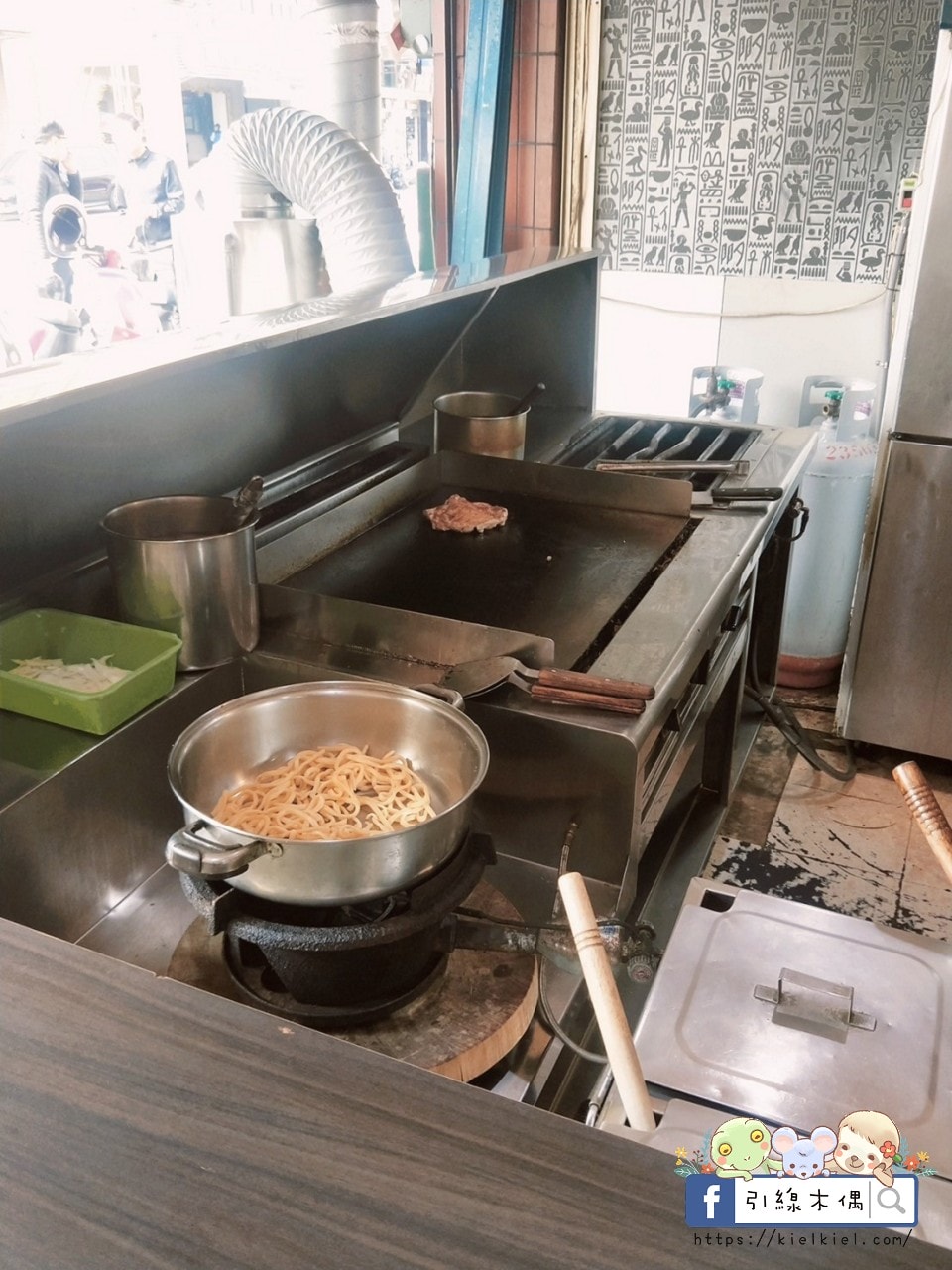 【嘉義美食】一心牛排│平價牛排肉厚,兩種湯品有飲料。1 - 第4張圖 【嘉義美食】一心牛排│平價牛排肉厚,兩種湯品有飲料。1
