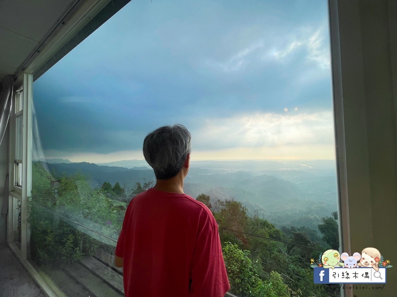 【台中住宿】若茵民宿：擁抱朗朗天穹的夢境，270度雲霧中的靈性空間。