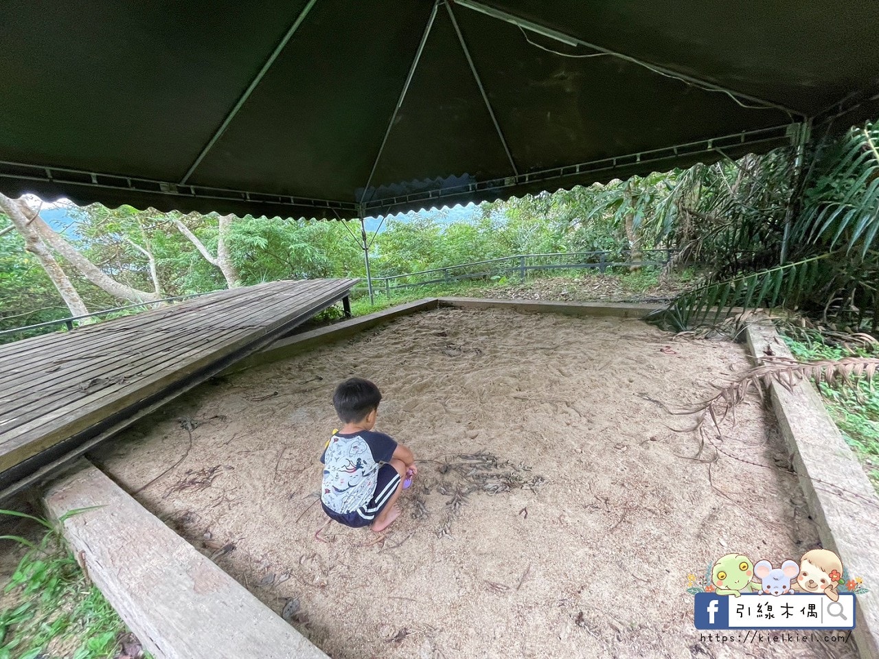 【宜蘭住宿】懶在星空下的夢境—宜蘭鷗漫景觀農場,與百萬夜景共眠的詩意露營。自搭帳篷、懶人帳、露營車、景觀屋,有免治馬桶的超優露營地。 - 第10張圖 【宜蘭住宿】懶在星空下的夢境—宜蘭鷗漫景觀農場,與百萬夜景共眠的詩意露營。自搭帳篷、懶人帳、露營車、景觀屋,有免治馬桶的超優露營地。