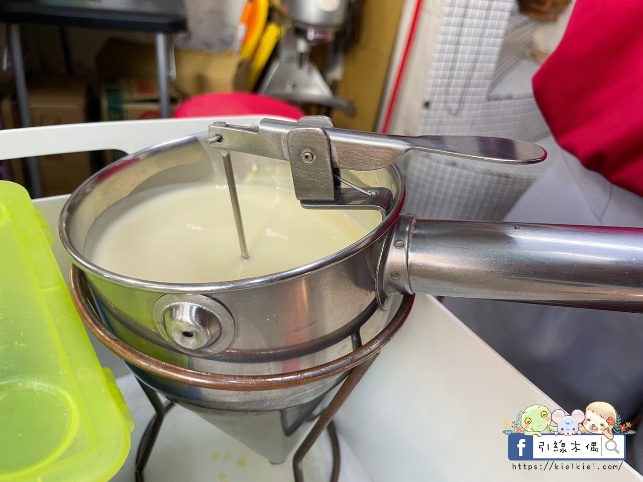 犬行燒:嘉義隱藏版狗狗造型18公分超長雞蛋糕,火雞肉飯蛋糕太衝擊好吃!手工銅板美食,愛的幸福記憶GOOD LUCK! - 第12張圖 犬行燒