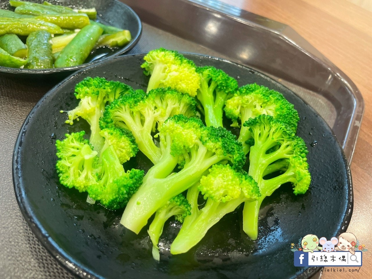 嘉義必吃老字號小吃|阿岸米糕阿彰的店:傳承三代50年的經典飄香,鹹米糕、土魠魚羹一次滿足。阿岸米糕民生北路 - 第33張圖 嘉義必吃老字號小吃|阿岸米糕阿彰的店:傳承三代50年的經典飄香,鹹米糕、土魠魚羹一次滿足。阿岸米糕民生北路