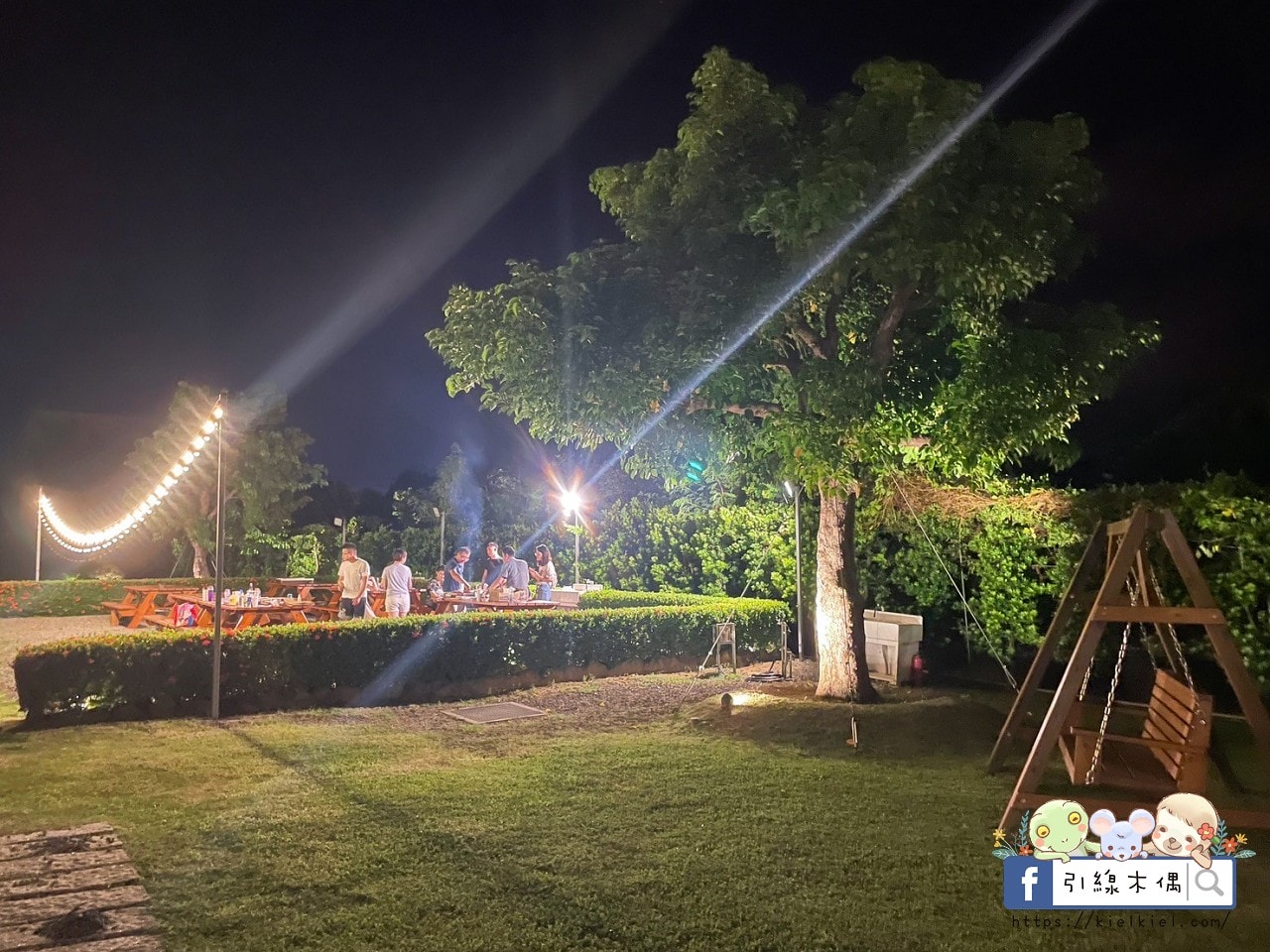 【恆春住宿】十二星座庭園渡假會館-尋覓屬於你的命定星座居所，南國慢活心靈綠洲，純白別墅、船型戲水池與燒烤區浪漫燈光，有客廳、浴缸的超大房間，盡享獨特渡假風情！近後壁湖、白沙灣。2024