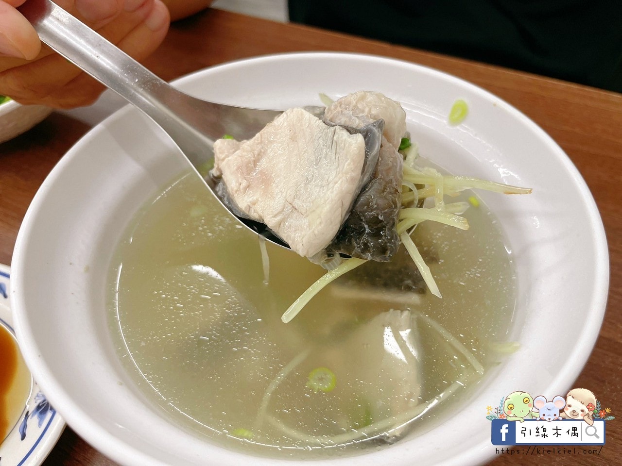 滿食屋汕頭陽春麵｜城市記憶一口復甦，50年手工麵＋超人氣黑白切