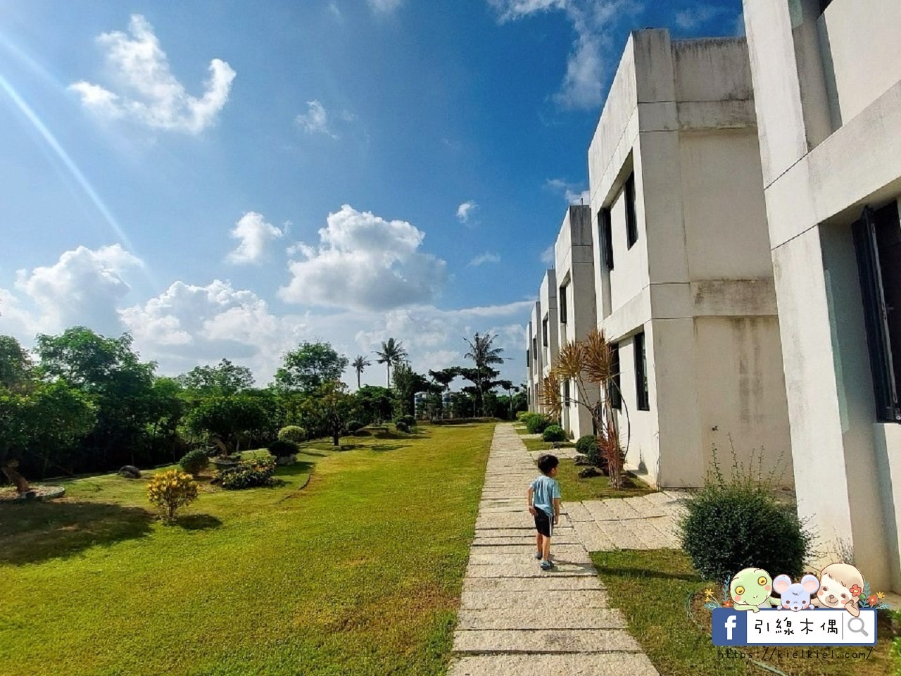 【恆春住宿】十二星座庭園渡假會館-尋覓屬於你的命定星座居所，南國慢活心靈綠洲，純白別墅、船型戲水池與燒烤區浪漫燈光，有客廳、浴缸的超大房間，盡享獨特渡假風情！近後壁湖、白沙灣。2024