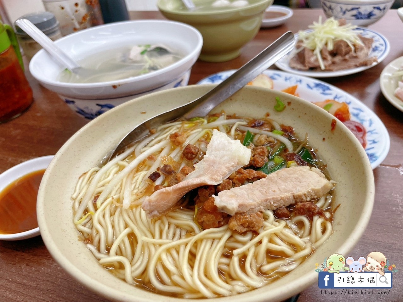 滿食屋汕頭陽春麵｜城市記憶一口復甦，50年手工麵＋超人氣黑白切