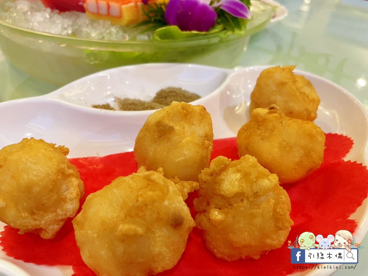 墾丁後壁湖的海味天堂｜富美海鮮餐廳：生魚片一片5元的無敵鮮味，現撈美味皆在此處，鮮味記憶每來必訪！冰淇淋免費盡情吃。