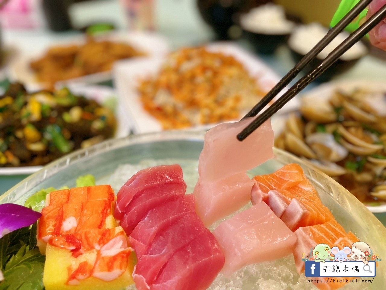 墾丁後壁湖的海味天堂｜富美海鮮餐廳：生魚片一片5元的無敵鮮味，現撈美味皆在此處，鮮味記憶每來必訪！冰淇淋免費盡情吃。