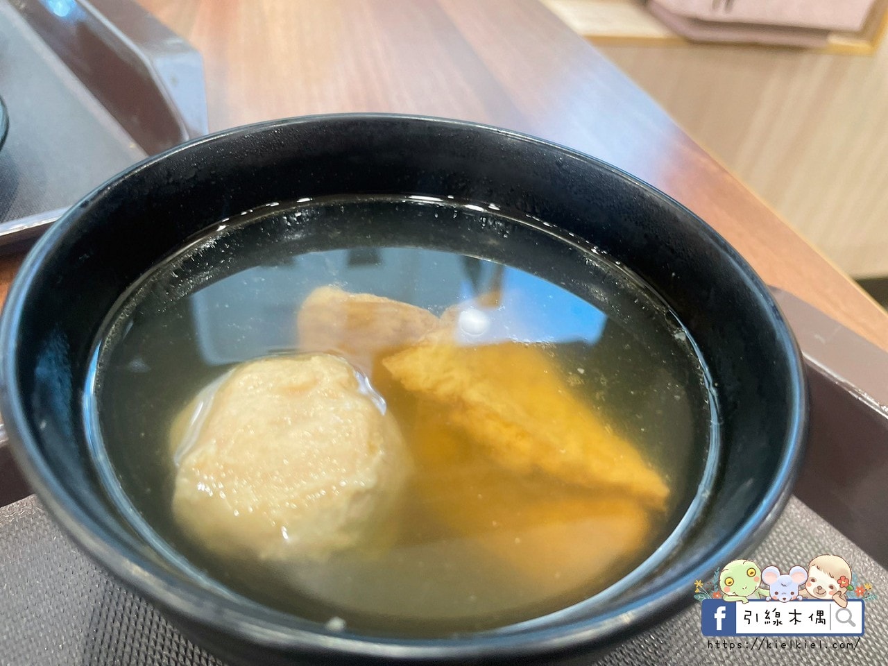 嘉義必吃老字號小吃|阿岸米糕阿彰的店:傳承三代50年的經典飄香,鹹米糕、土魠魚羹一次滿足。阿岸米糕民生北路 - 第28張圖 嘉義必吃老字號小吃|阿岸米糕阿彰的店:傳承三代50年的經典飄香,鹹米糕、土魠魚羹一次滿足。阿岸米糕民生北路