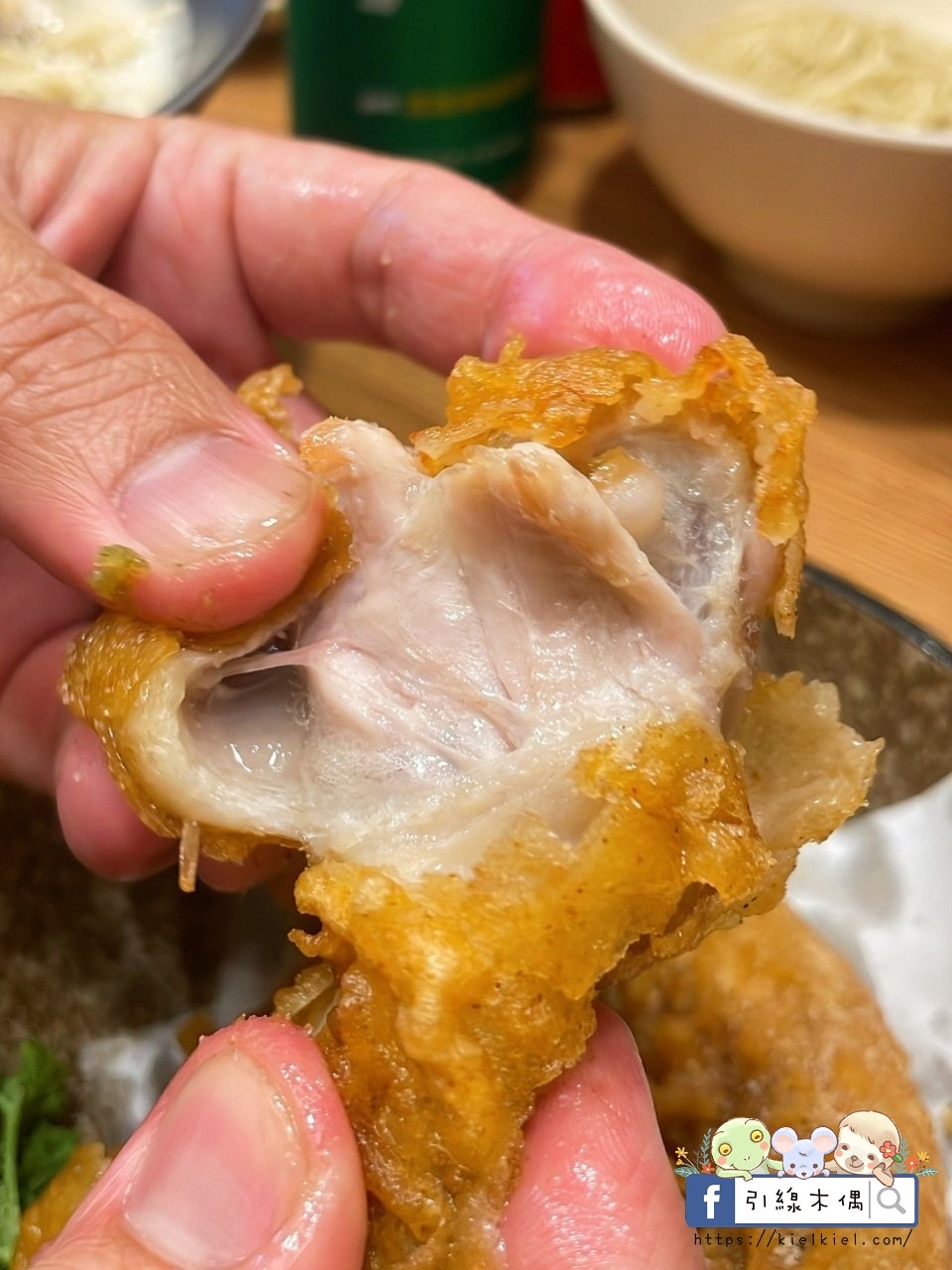 嘉義巷口的秘密：美食新指標！《將屋拉麵》的爆濃「泡系雞白湯」，舒肥叉燒與奶蓋湯頭的完美碰撞！