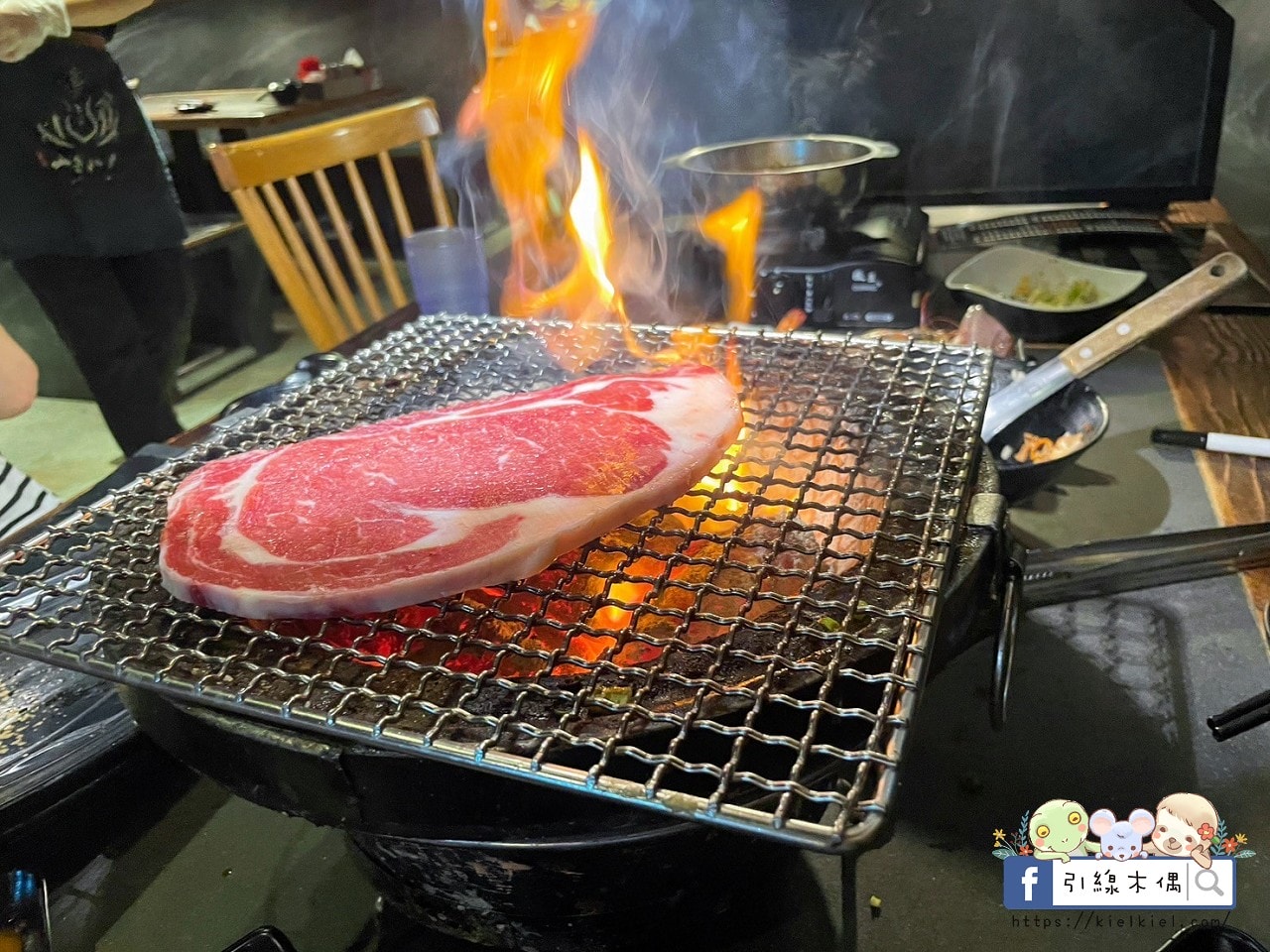 炭火燒肉 X 恐龍冒險！小小兵滿額就送！田季發爺台南中華店，無限暢食燒肉派對等你來！