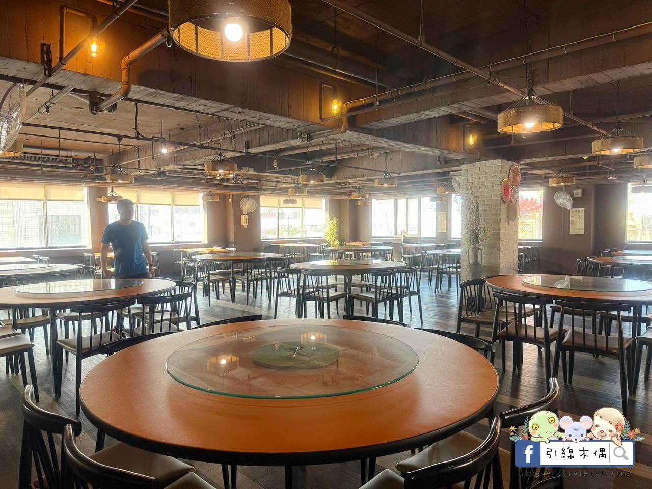 「一泊二食竟然這麼澎湃？」《墾丁富麗敦飯店》專案雙人房不到3000元，兒童遊戲室、泳池＋BBQ +KTV，砂鍋魚頭大餐+早餐自助吧，輕鬆玩滿兩天一夜、一次滿足孩子和爸媽！