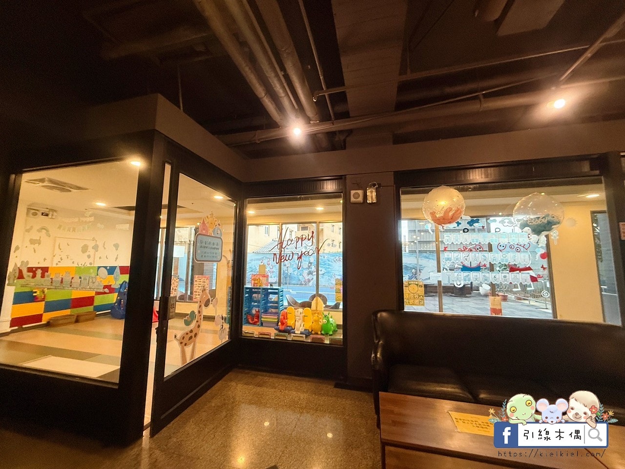 「一泊二食竟然這麼澎湃？」《墾丁富麗敦飯店》專案雙人房不到3000元，兒童遊戲室、泳池＋BBQ +KTV，砂鍋魚頭大餐+早餐自助吧，輕鬆玩滿兩天一夜、一次滿足孩子和爸媽！