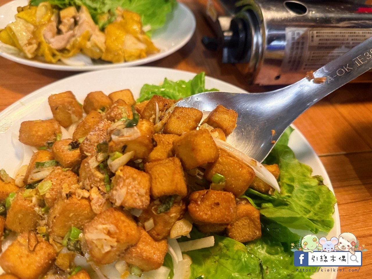「一泊二食竟然這麼澎湃？」《墾丁富麗敦飯店》專案雙人房不到3000元，兒童遊戲室、泳池＋BBQ +KTV，砂鍋魚頭大餐+早餐自助吧，輕鬆玩滿兩天一夜、一次滿足孩子和爸媽！
