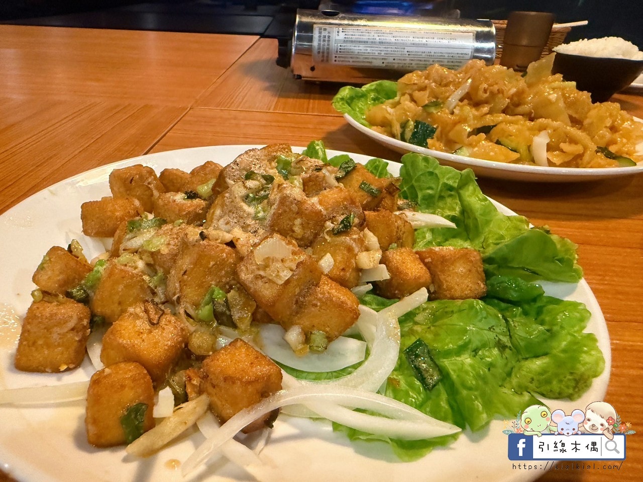 「一泊二食竟然這麼澎湃？」《墾丁富麗敦飯店》專案雙人房不到3000元，兒童遊戲室、泳池＋BBQ +KTV，砂鍋魚頭大餐+早餐自助吧，輕鬆玩滿兩天一夜、一次滿足孩子和爸媽！