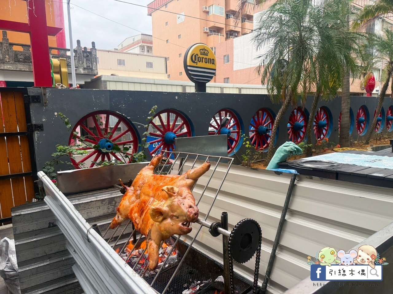 「一泊二食竟然這麼澎湃？」《墾丁富麗敦飯店》專案雙人房不到3000元，兒童遊戲室、泳池＋BBQ +KTV，砂鍋魚頭大餐+早餐自助吧，輕鬆玩滿兩天一夜、一次滿足孩子和爸媽！