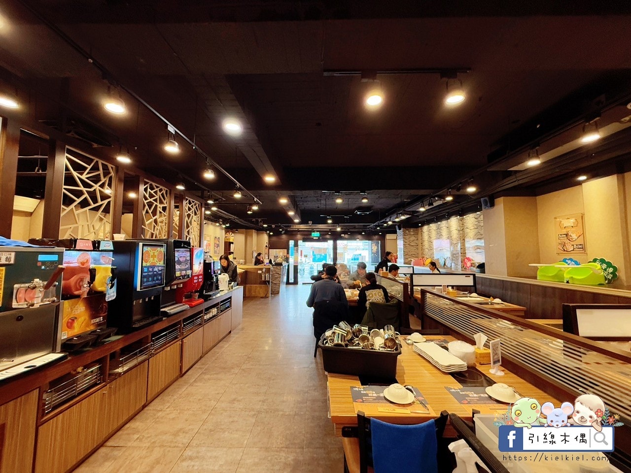 嘉義火鍋推薦|《火鍋世家嘉義尊爵店》6大亮點!280元起有什麼?內行人告訴你!還有優惠活動一次看~蔬菜飲料冰品無限吃喝,肉量驚人! - 第8張圖 嘉義火鍋推薦|《火鍋世家嘉義尊爵店》6大亮點!280元起有什麼?內行人告訴你!還有優惠活動一次看~蔬菜飲料冰品無限吃喝,肉量驚人!