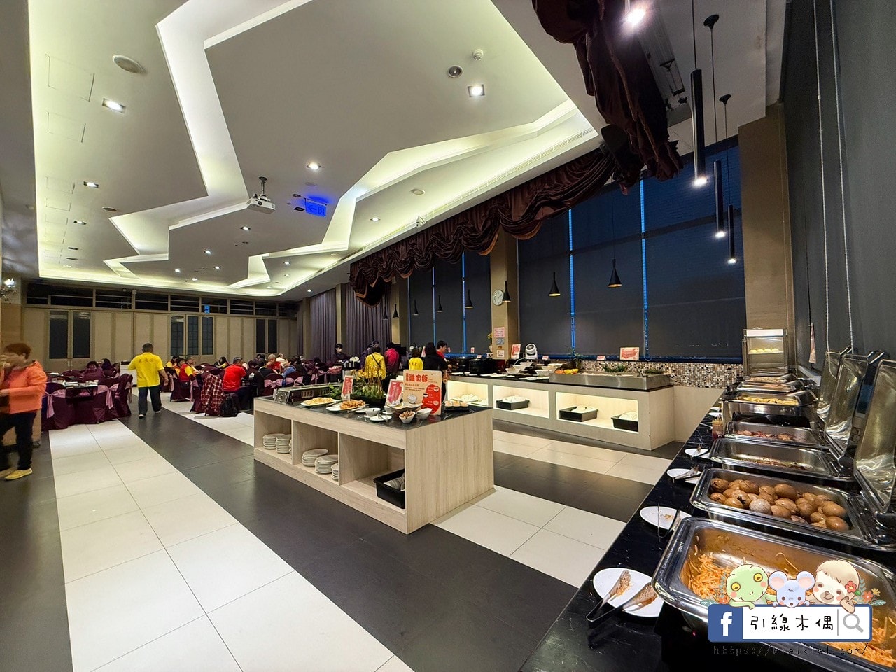 這間嘉義飯店有多狂？《尊皇大飯店》5大享受，親子旅行超幸福！無邊際泳池＋汽水餅乾隨你吃＋積木房玩嗨，火鍋吃到飽，還有更多驚喜！