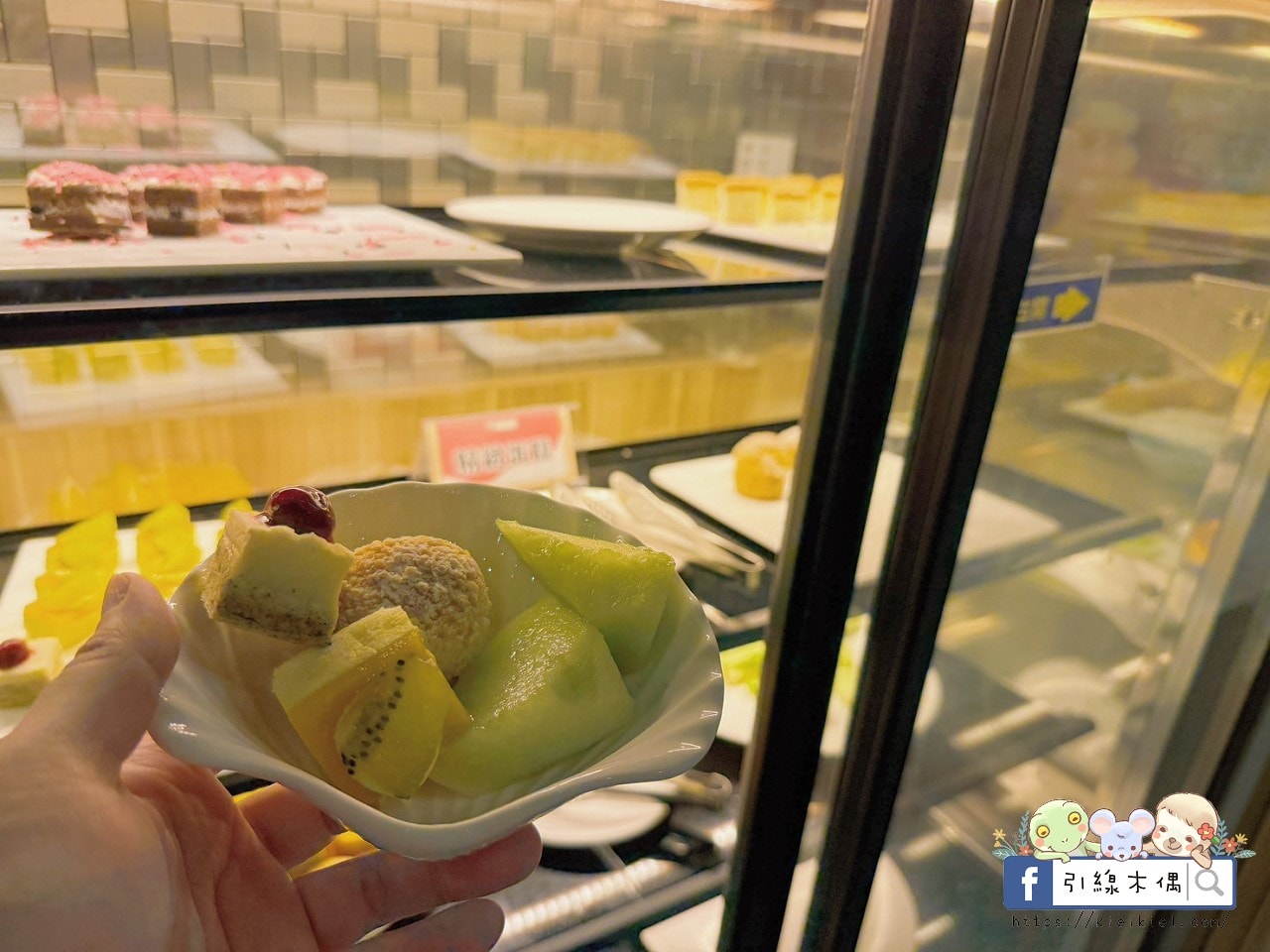 這間嘉義飯店有多狂？《尊皇大飯店》5大享受，親子旅行超幸福！無邊際泳池＋汽水餅乾隨你吃＋積木房玩嗨，火鍋吃到飽，還有更多驚喜！