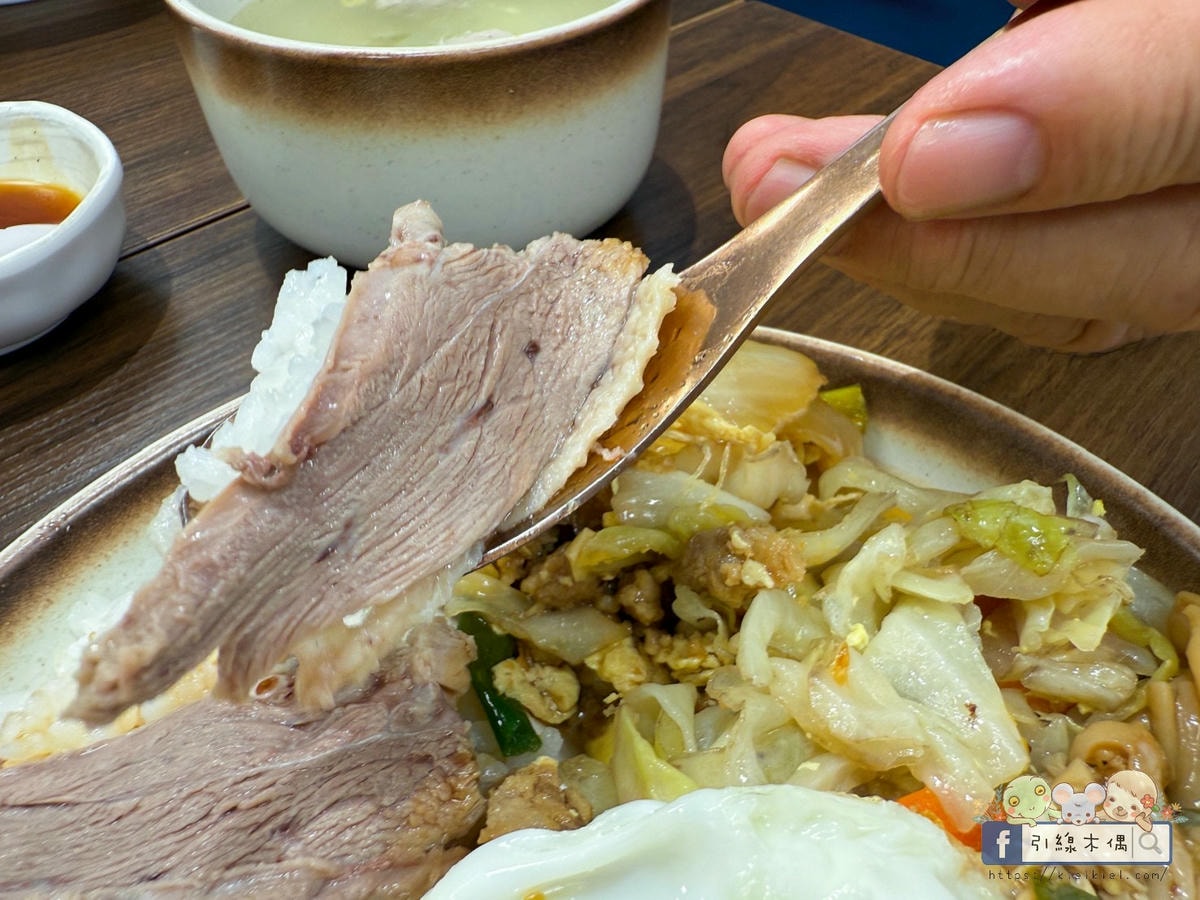 鵝肉可以這樣吃?《偶鵝嚐嚐嘉義店》銅板價鵝肉料理,用3道招牌菜顛覆你的味覺! - 第29張圖 鵝肉可以這樣吃?《偶鵝嚐嚐嘉義店》銅板價鵝肉料理,用3道招牌菜顛覆你的味覺!