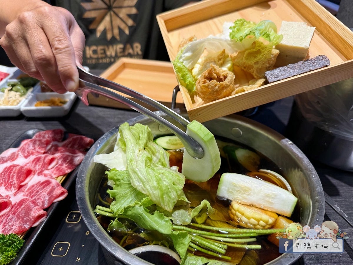 《好客燒肉嘉義店》不到千元吃和牛?人氣老店全新升級回歸!有酷聖石、火鍋跟上百種食材一次滿足。嘉義生日聚餐燒烤最划算優惠~ - 第33張圖 《好客燒肉嘉義店》不到千元吃和牛?人氣老店全新升級回歸!有酷聖石、火鍋跟上百種食材一次滿足。嘉義生日聚餐燒烤最划算優惠~