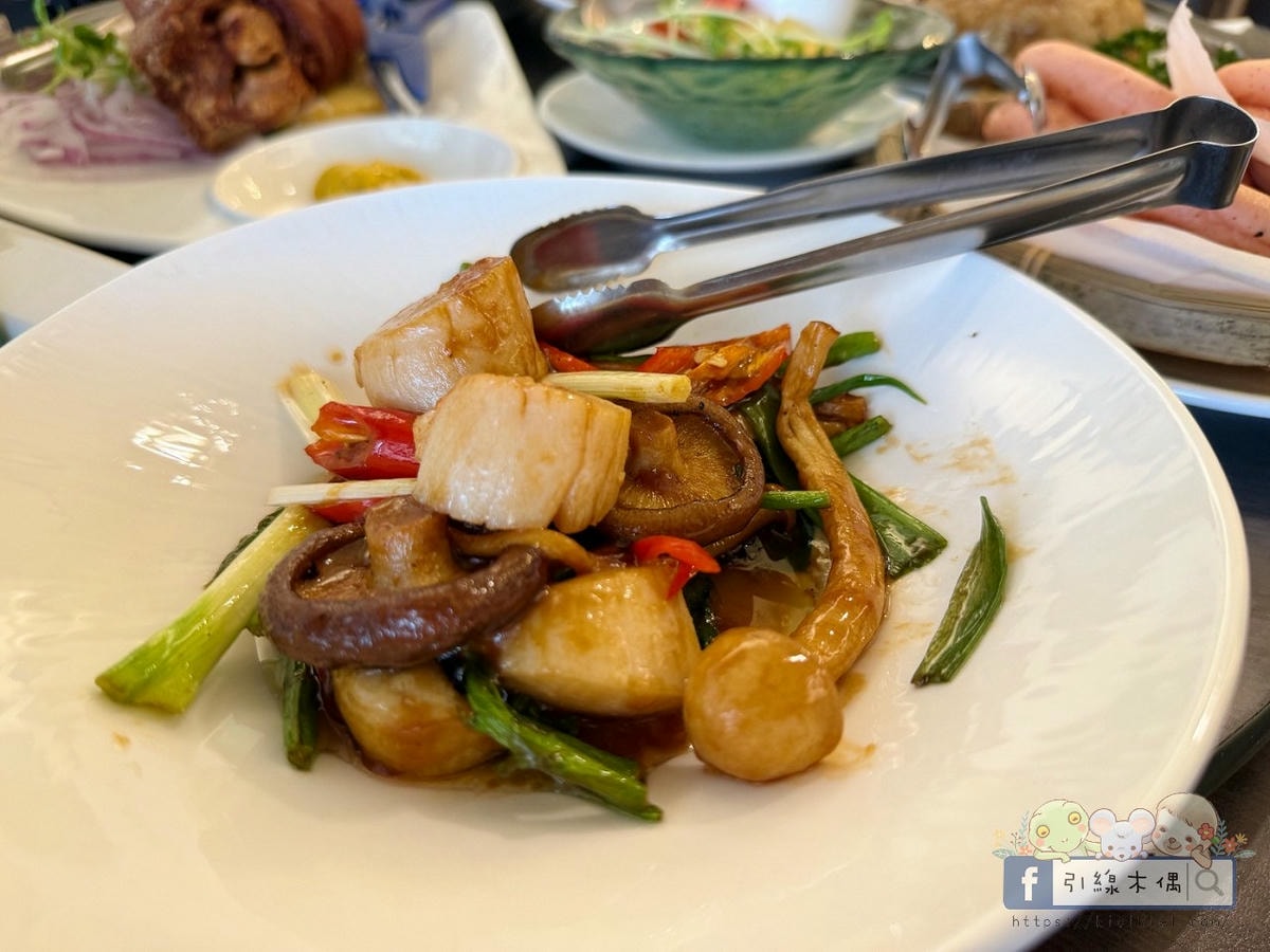 人均600元就能吃到?彰化鄉間的魔法餐桌《燒味鮮私房菜》。冠軍米炊飯+小孩免費+果汁招待,佛到不行! - 第35張圖 人均600元就能吃到?彰化鄉間的魔法餐桌《燒味鮮私房菜》。冠軍米炊飯+小孩免費+果汁招待,佛到不行!