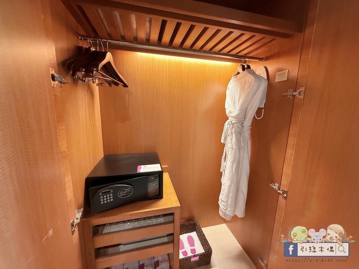 暑假親子住宿怎麼選?5大理由入住《義大皇家酒店》高鐵聯票省力又享受!泳池、樂園、百貨,一站滿足全家需求! - 第63張圖 暑假親子住宿怎麼選?5大理由入住《義大皇家酒店》高鐵聯票省力又享受!泳池、樂園、百貨,一站滿足全家需求!