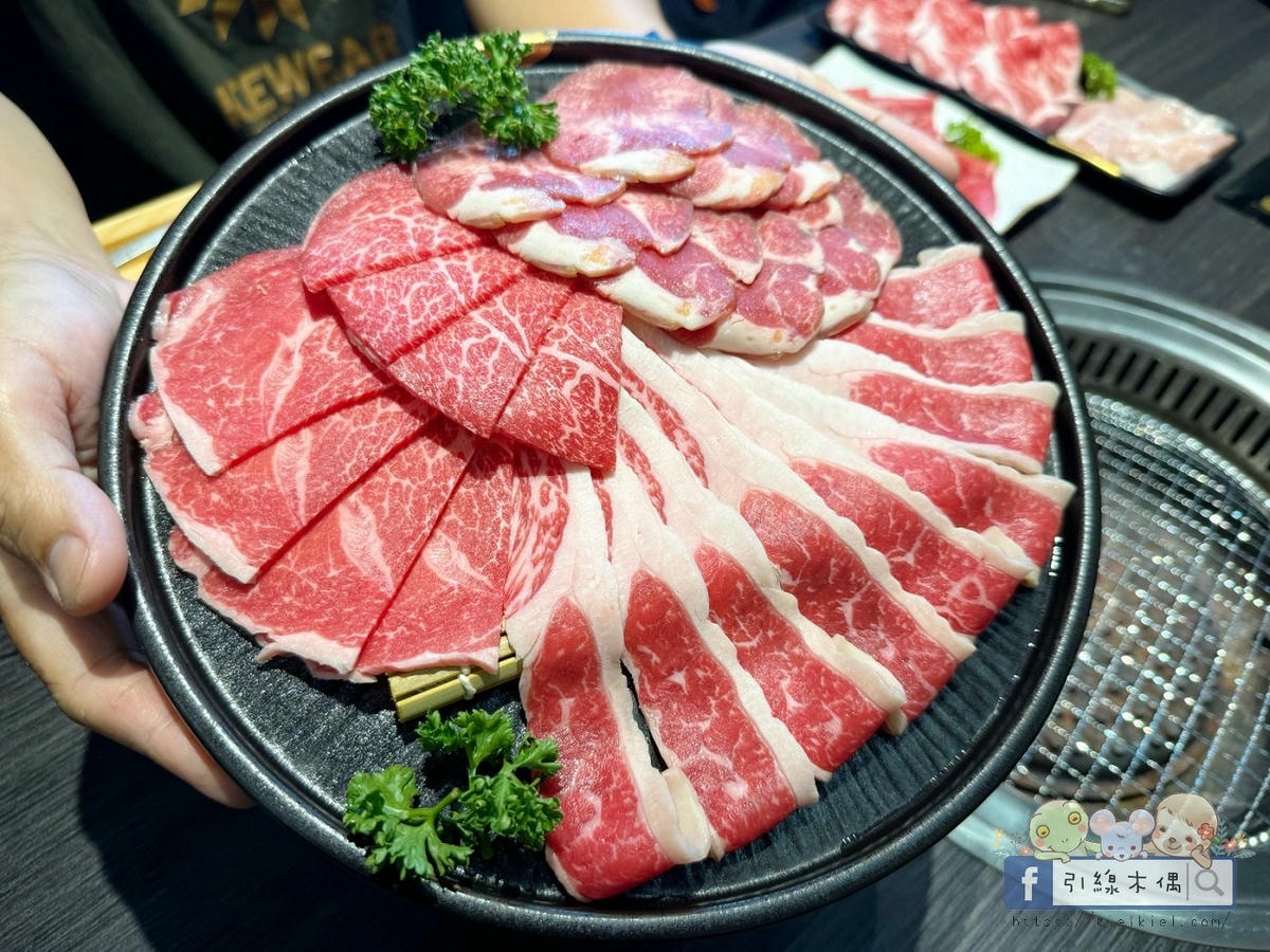 《好客燒肉嘉義店》不到千元吃和牛?人氣老店全新升級回歸!有酷聖石、火鍋跟上百種食材一次滿足。嘉義生日聚餐燒烤最划算優惠~ - 第36張圖 《好客燒肉嘉義店》不到千元吃和牛?人氣老店全新升級回歸!有酷聖石、火鍋跟上百種食材一次滿足。嘉義生日聚餐燒烤最划算優惠~
