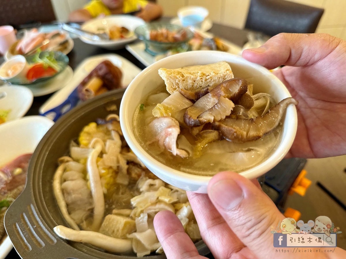 人均600元就能吃到?彰化鄉間的魔法餐桌《燒味鮮私房菜》。冠軍米炊飯+小孩免費+果汁招待,佛到不行! - 第44張圖 人均600元就能吃到?彰化鄉間的魔法餐桌《燒味鮮私房菜》。冠軍米炊飯+小孩免費+果汁招待,佛到不行!