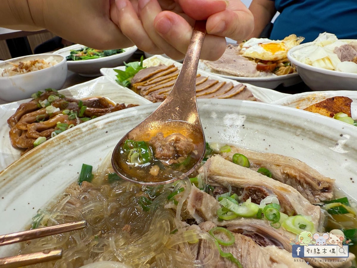 鵝肉可以這樣吃?《偶鵝嚐嚐嘉義店》銅板價鵝肉料理,用3道招牌菜顛覆你的味覺! - 第45張圖 鵝肉可以這樣吃?《偶鵝嚐嚐嘉義店》銅板價鵝肉料理,用3道招牌菜顛覆你的味覺!
