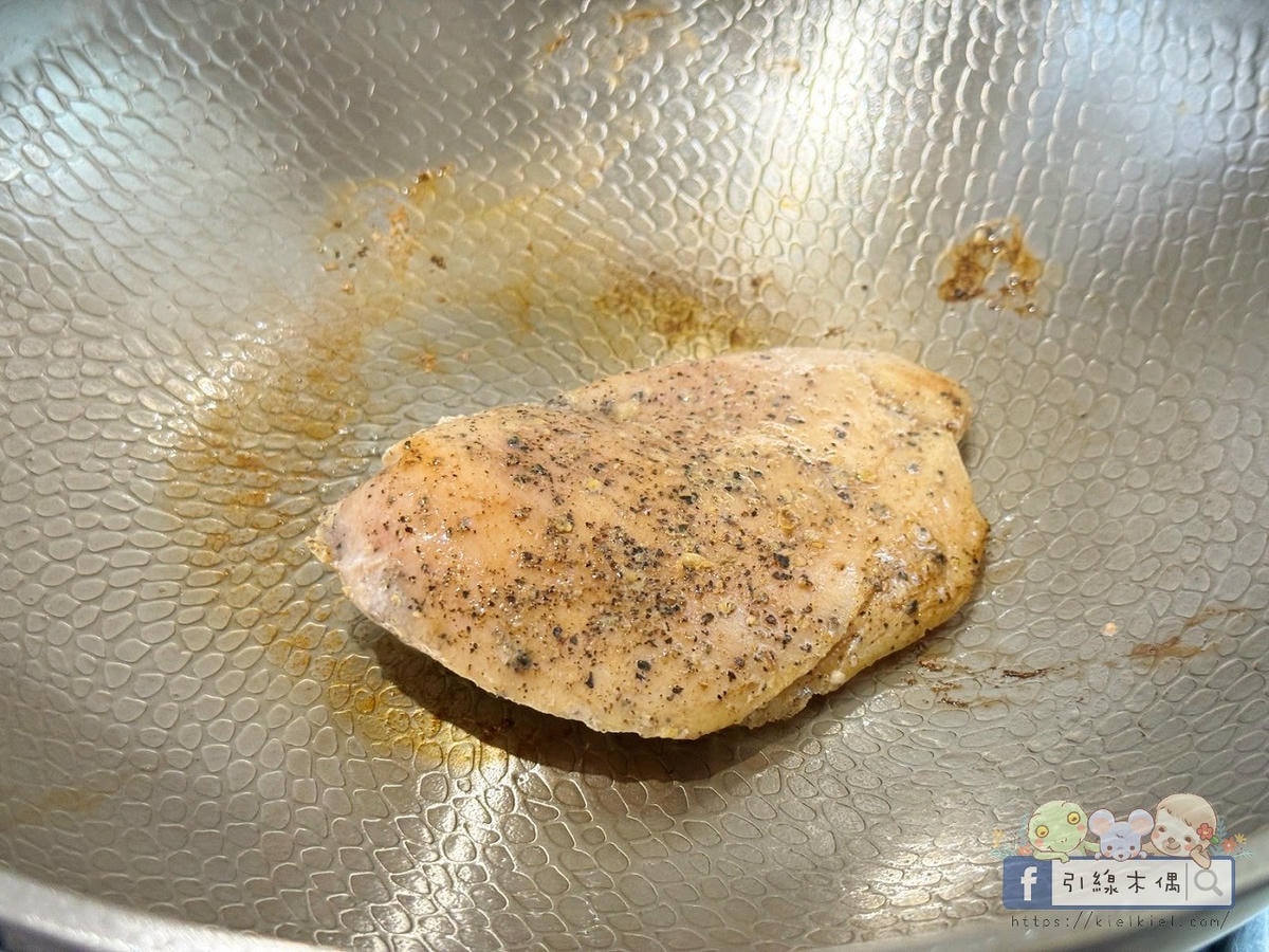 即時雞胸肉選哪家?試試這5款《究健康雞胸肉》,輕鬆享受蛋白質的盛宴。JIU HEALTHY - 第24張圖 即時雞胸肉選哪家?試試這5款《究健康雞胸肉》,輕鬆享受蛋白質的盛宴。JIU HEALTHY
