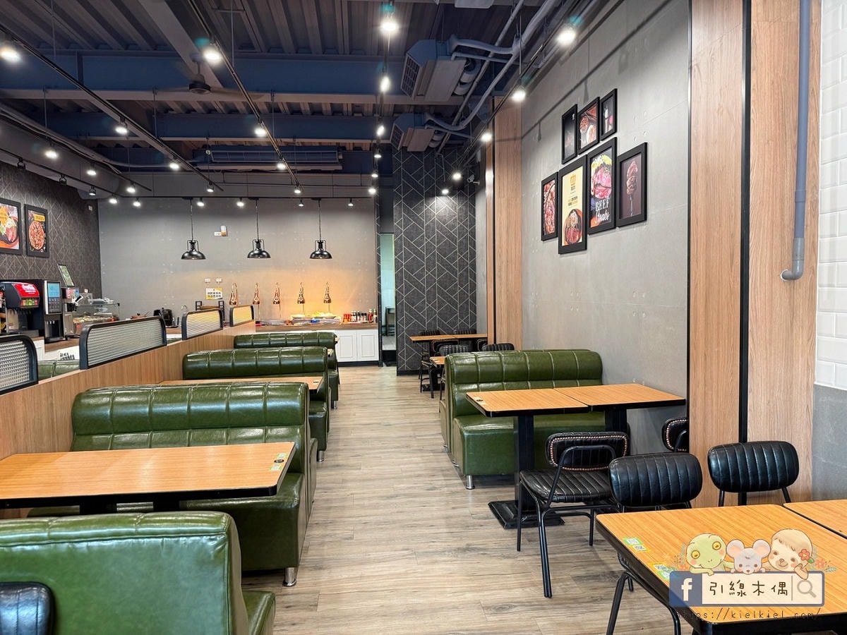 《貴族世家mini台南金華店》8大亮點一次看。299元吃到飽自助吧可以這麼猛？披薩炸物甜點盡情吃！
