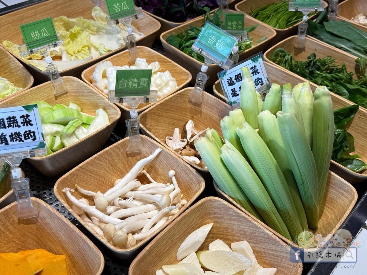 在菜市場裡吃火鍋？開鍋像辦桌《蔬盈市場火鍋》50+種蔬菜比肉還搶戲