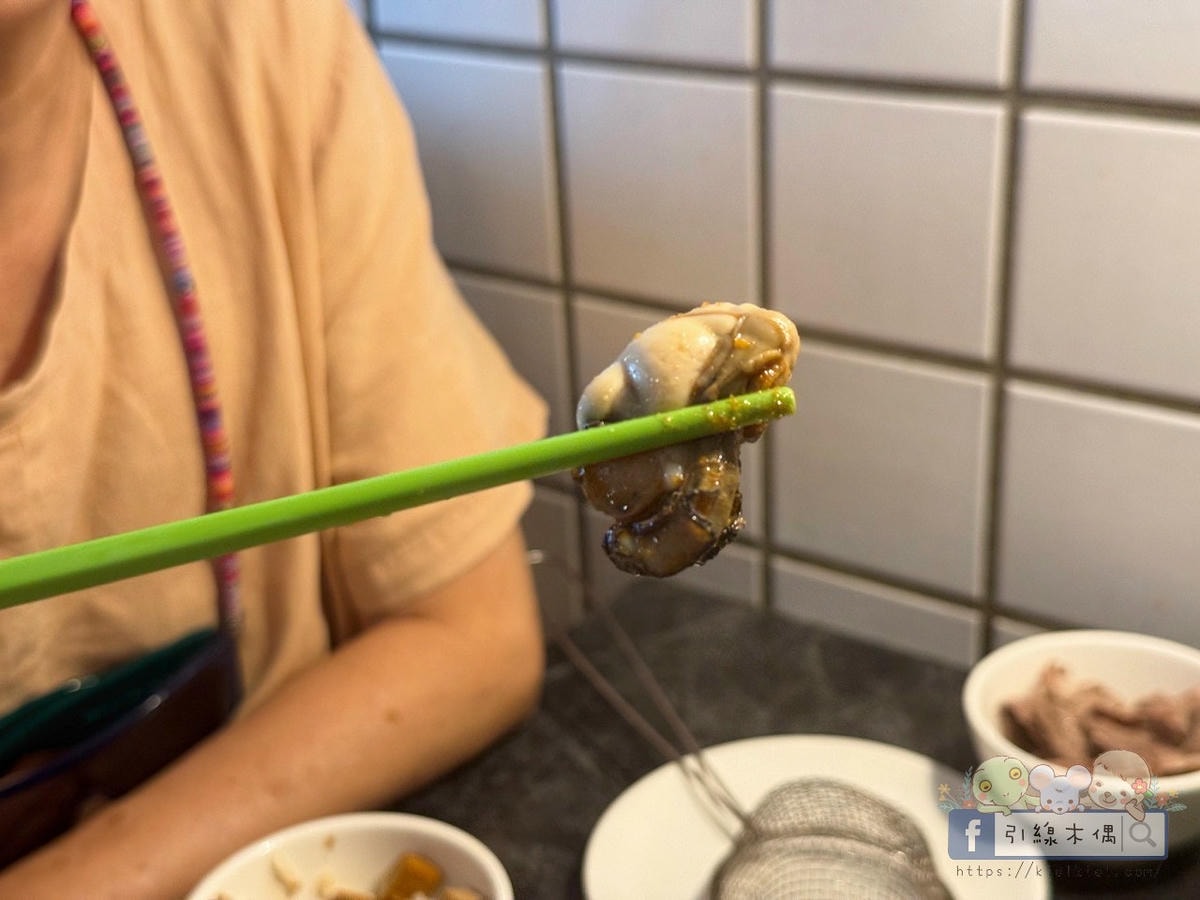 在菜市場裡吃火鍋？開鍋像辦桌《蔬盈市場火鍋》50+種蔬菜比肉還搶戲