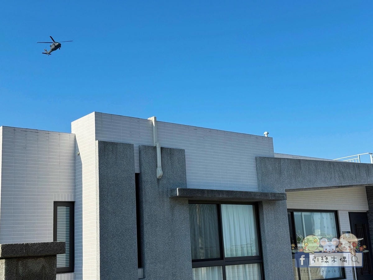 《觀機文旅》巨大平面包棟+飛機近距離掠過!超狂120 坪空間任你玩,親子旅遊必收! - 第1張圖 《觀機文旅》巨大平面包棟+飛機近距離掠過!超狂120 坪空間任你玩,親子旅遊必收!