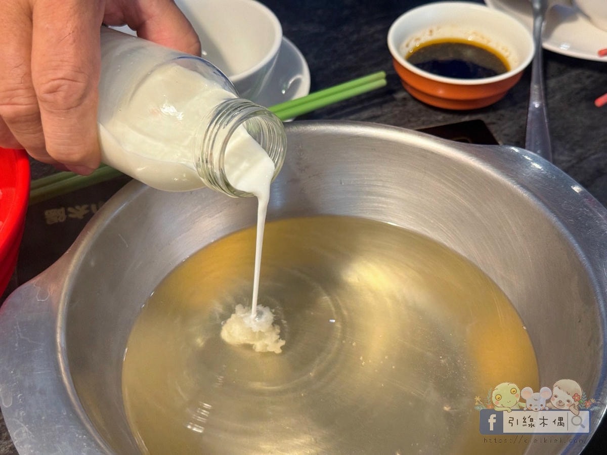 在菜市場裡吃火鍋？開鍋像辦桌《蔬盈市場火鍋》50+種蔬菜比肉還搶戲