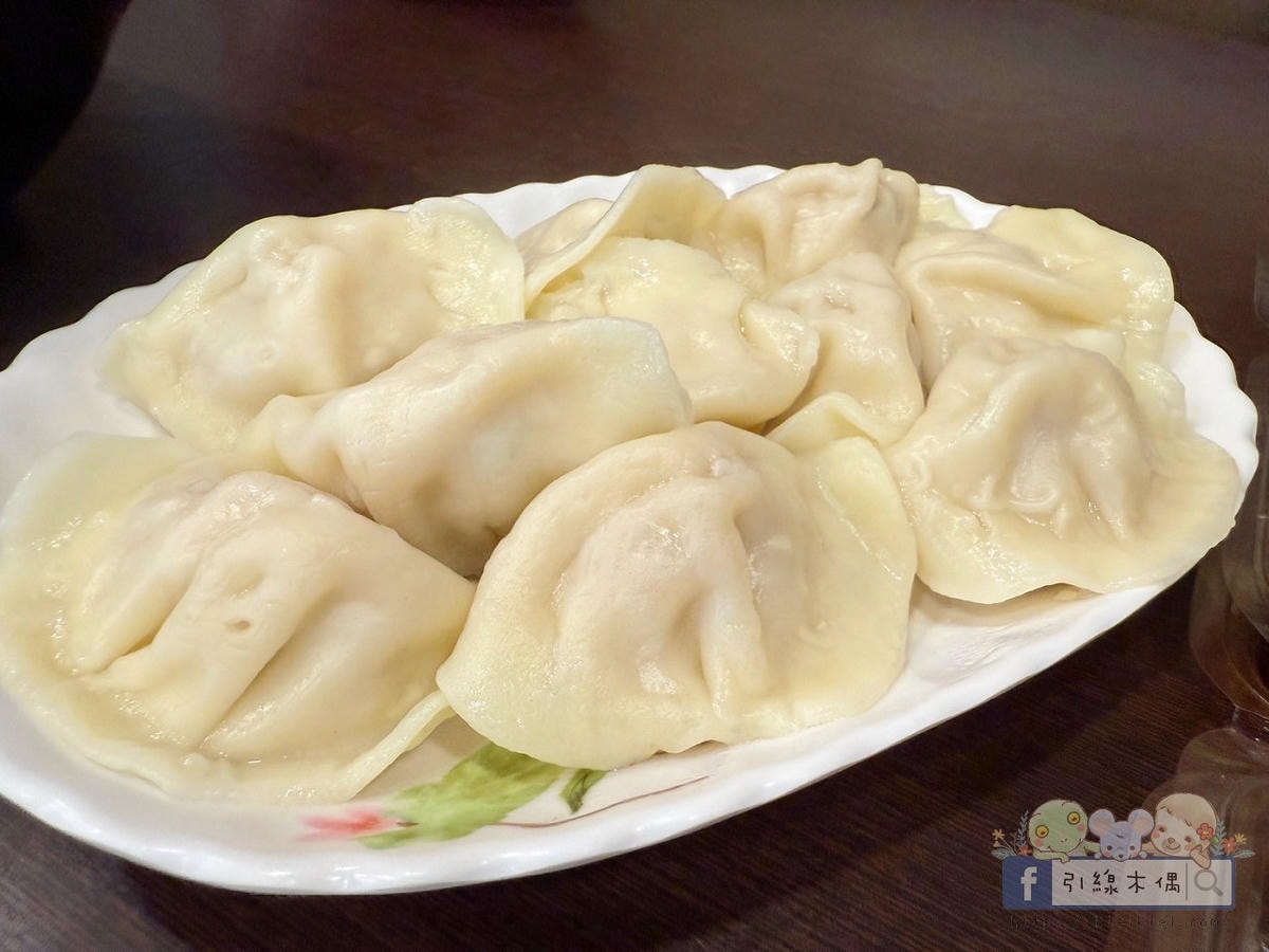 冠軍牛肉麵值得專程來一趟嗎？在嘉義《半畝田北方麵食館》找到答案