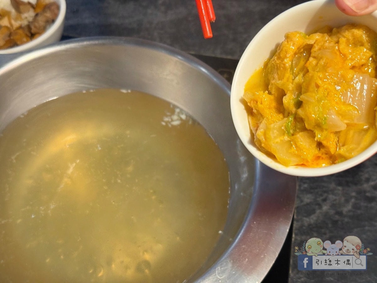 在菜市場裡吃火鍋？開鍋像辦桌《蔬盈市場火鍋》50+種蔬菜比肉還搶戲