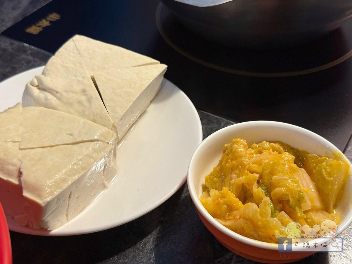 在菜市場裡吃火鍋？開鍋像辦桌《蔬盈市場火鍋》50+種蔬菜比肉還搶戲