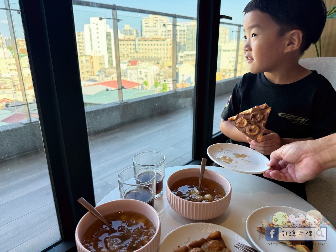 【一晚3餐半】住進美食時光旅店!《宅夏都》高鐵聯票專案超值開箱|從下午茶吃到宵夜的幸福住宿。 - 第69張圖 宅夏都