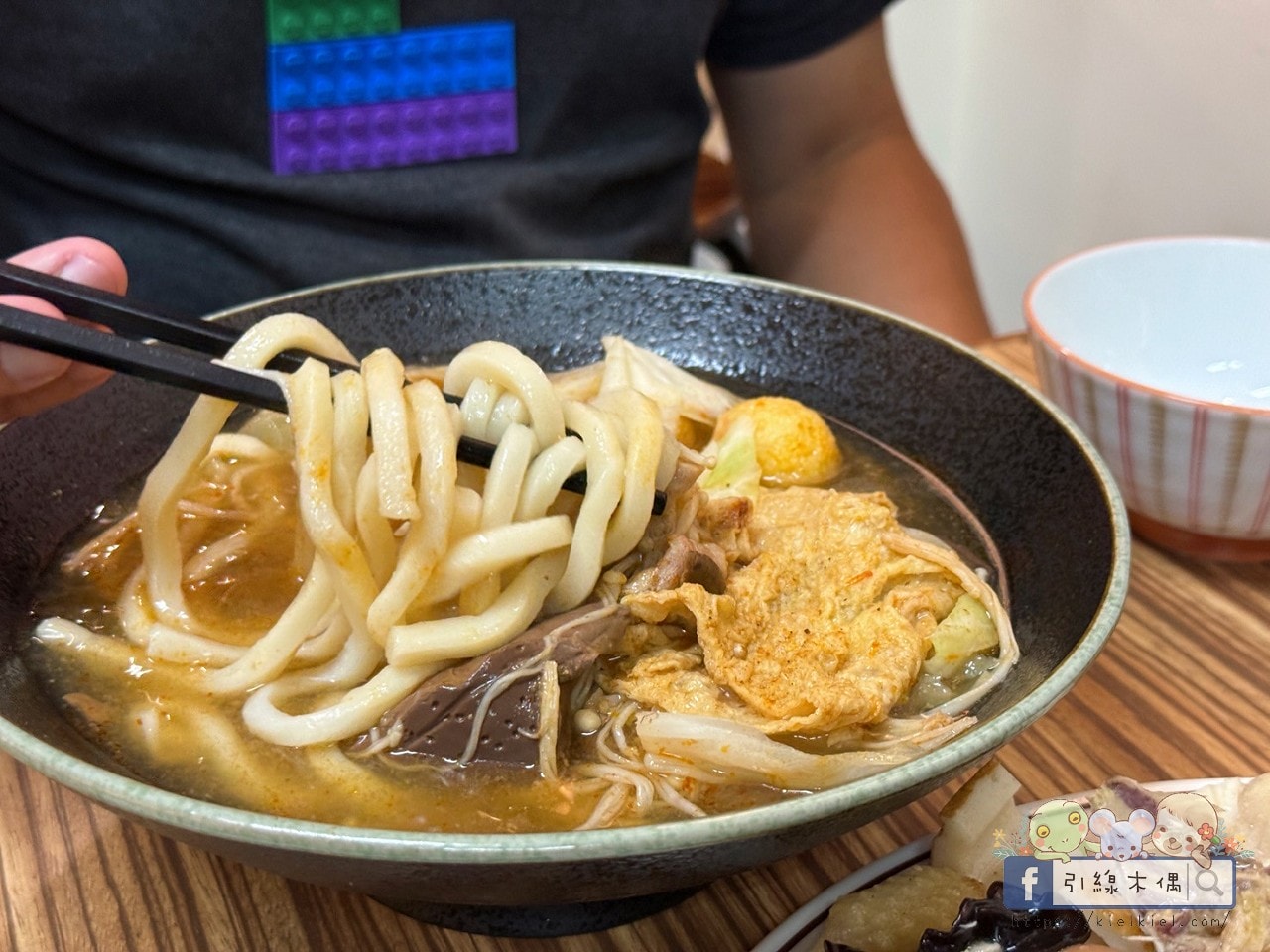 在地人都知道的鹽香密碼:《春花鹽水雞》從攤車到有冷氣的舒適鹽水雞店。3道人氣必吃推薦 - 第24張圖 在地人都知道的鹽香密碼:《春花鹽水雞》從攤車到有冷氣的舒適鹽水雞店。3道人氣必吃推薦