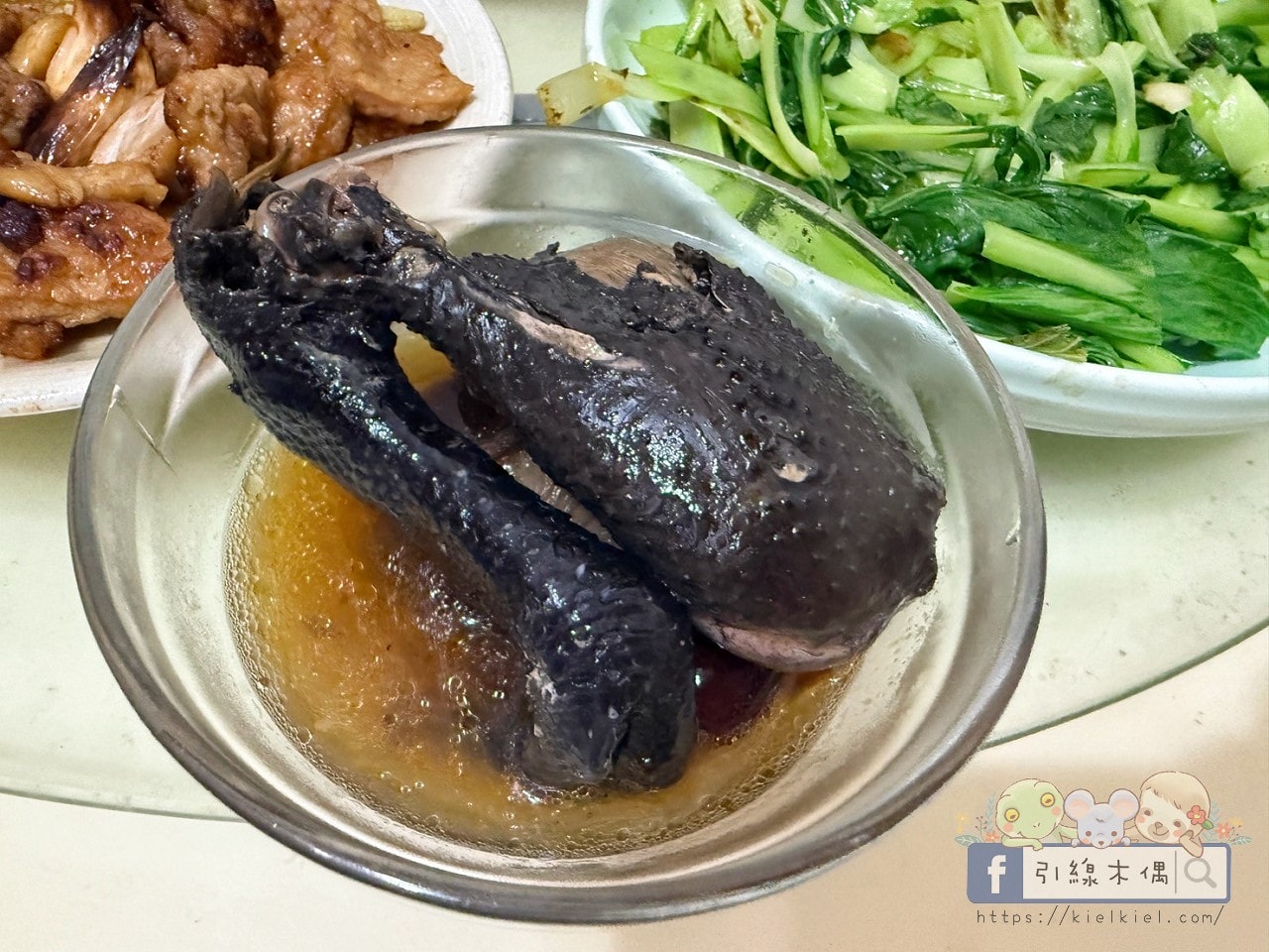 懶得熬湯也補身?【 愛上新鮮 × 吳秉承師傅 】黑蒜烏骨雞湯|3大神級優點 - 第12張圖 懶得熬湯也補身?【 愛上新鮮 × 吳秉承師傅 】黑蒜烏骨雞湯|3大神級優點